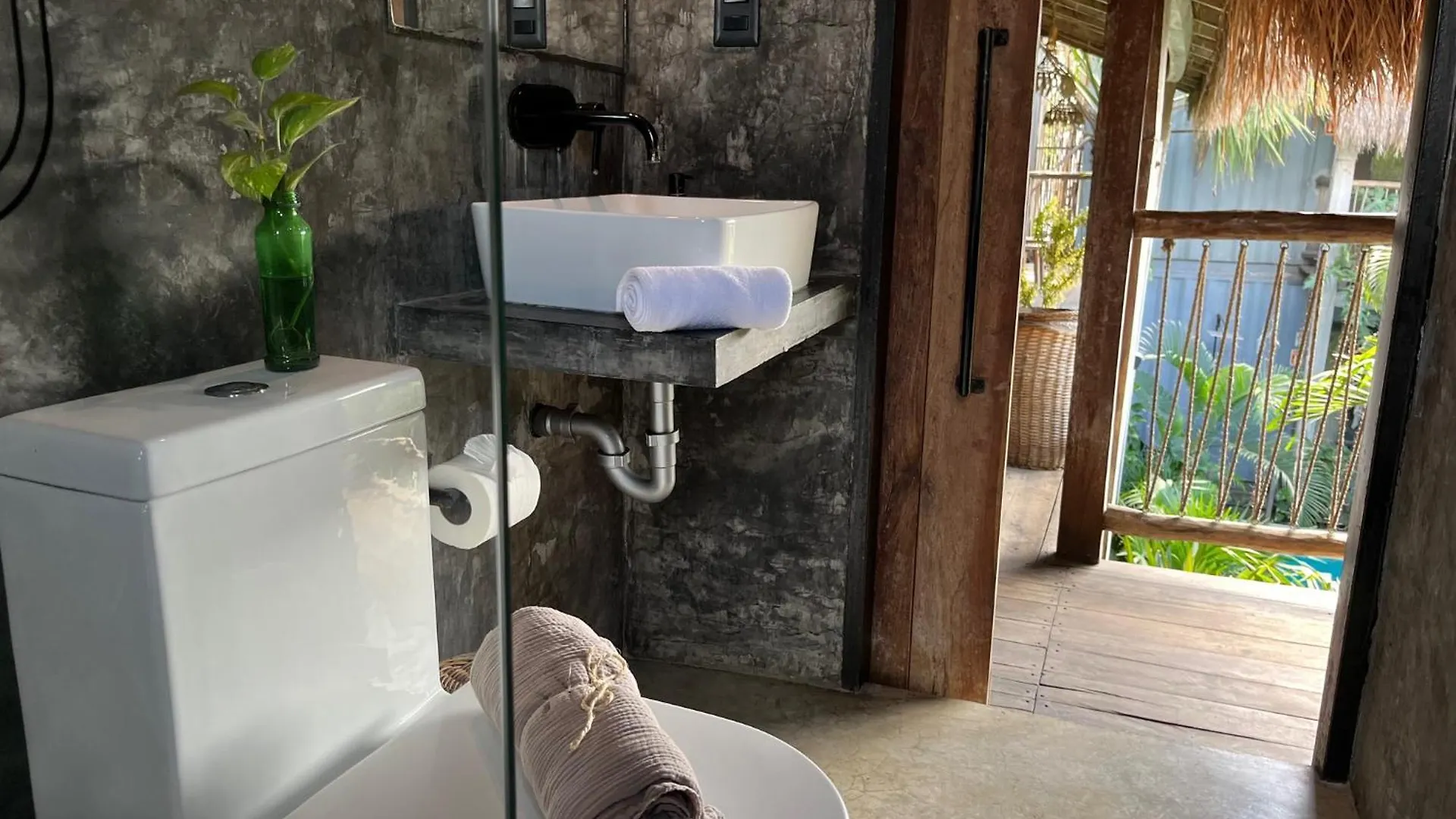 Meteora Stay & Coffeehouse Tulum Mexiko
