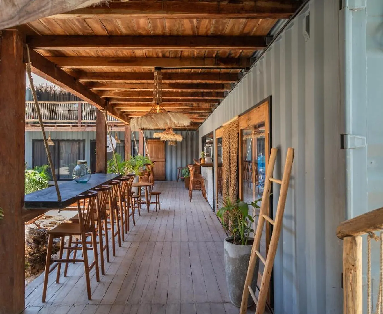 Meteora Stay & Coffeehouse Tulum Mexiko